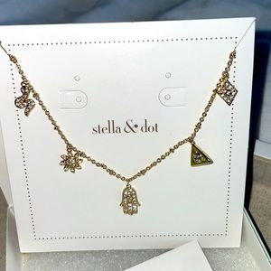 Stella & Dot Cameron charm choker